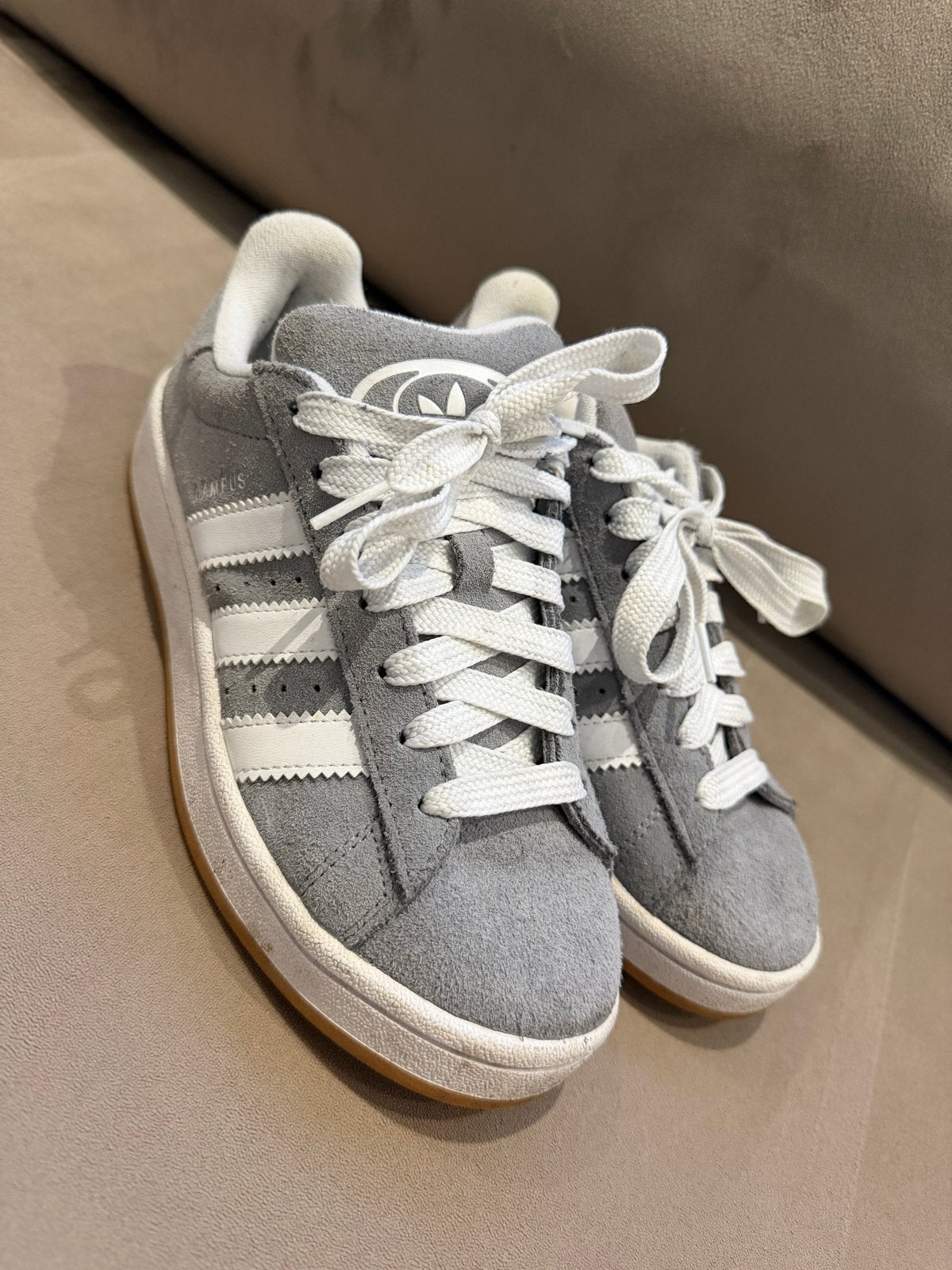 Adidas Campus sneakers - Maat 37 - Zo goed als nieuw, Ophalen of Verzenden, Grijs, Sneakers of Gympen, Zo goed als nieuw