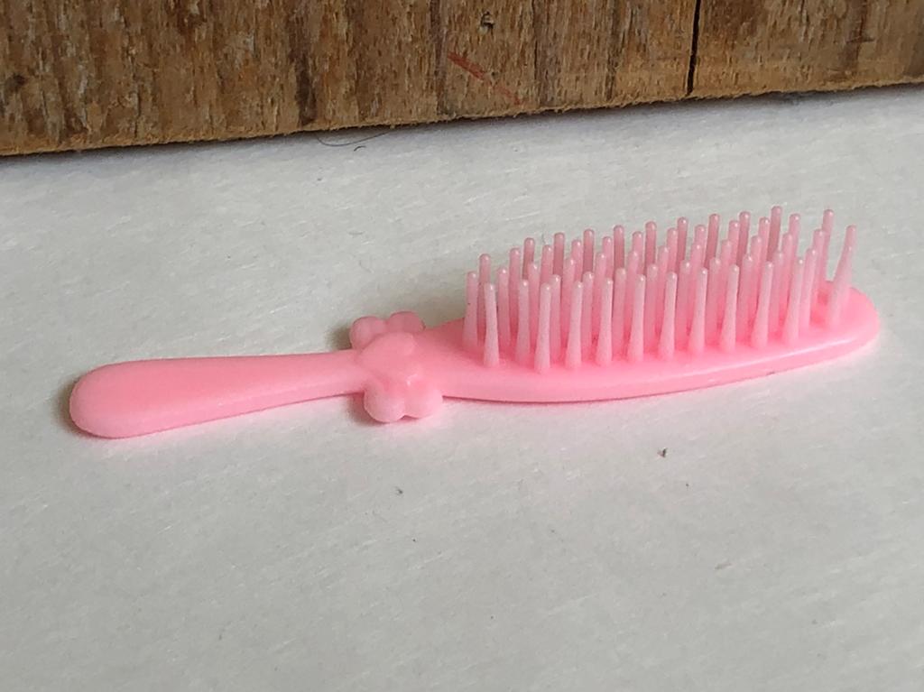 Lichtroze borstel met strik voor Barbie, Ophalen of Verzenden, Zo goed als nieuw, Barbie