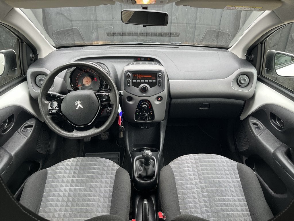 Peugeot 108 1.0 e-VTi Active Airco / BT (bj 2021), Auto's, Peugeot, Voorwielaandrijving, Gebruikt, Euro 6, 4 stoelen