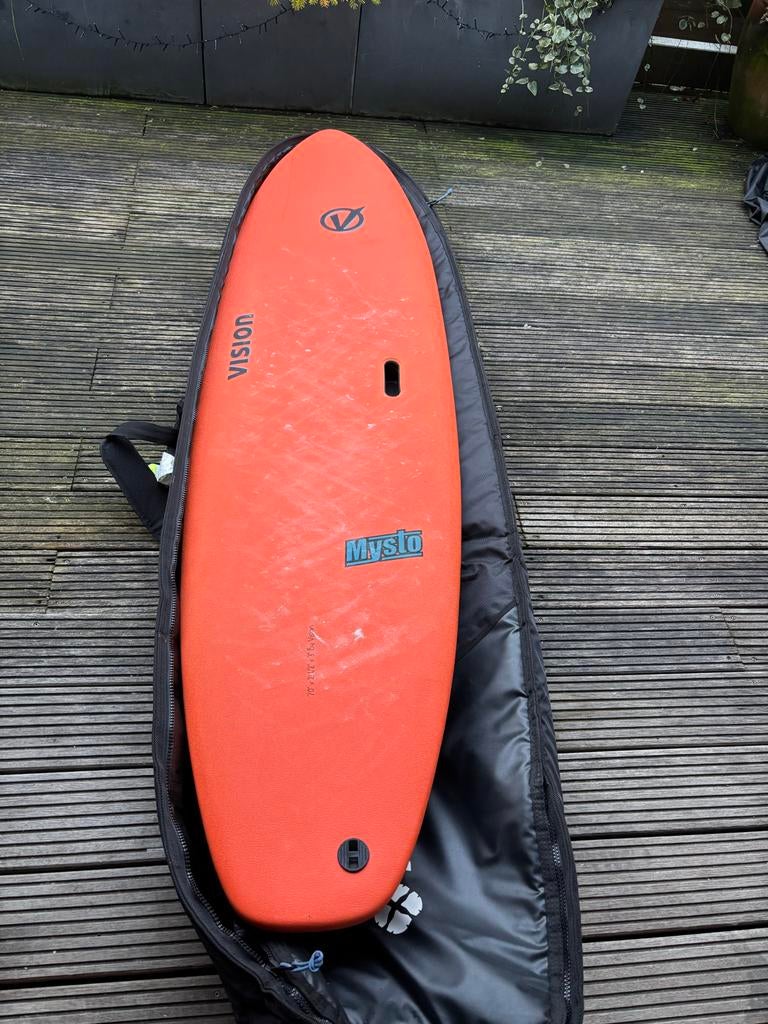 Vision Mysto 7.0 surfboard - Zo goed als nieuw!, Watersport en Boten, Golfsurfen, Ophalen, Zo goed als nieuw, Funboard, Met vinnen