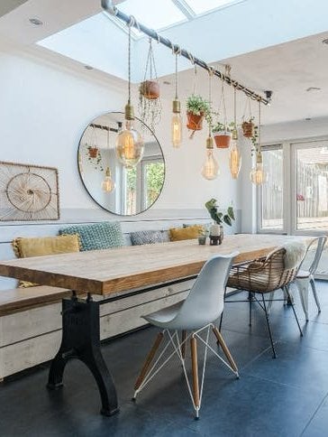 Massief Teakhouten eettafel 280x110 met lampen/bank/stoelen, Huis en Inrichting, Ophalen, Gebruikt, 200 cm of meer, Vijf personen of meer