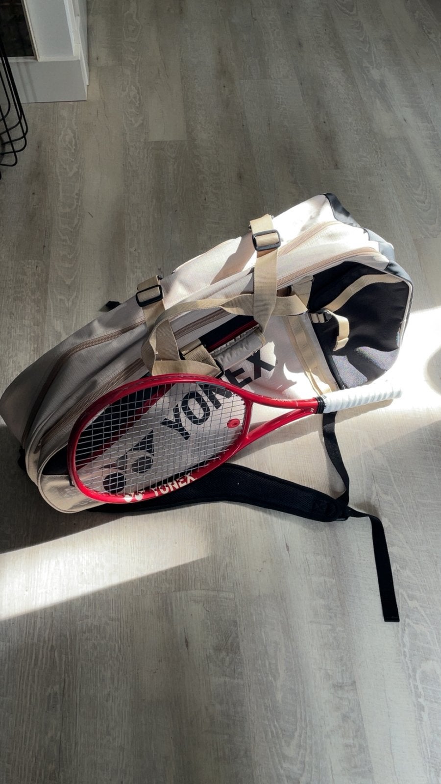 Yonex Vcore 95 + tas, Sport en Fitness, Ophalen of Verzenden, Zo goed als nieuw, Tas, Overige merken