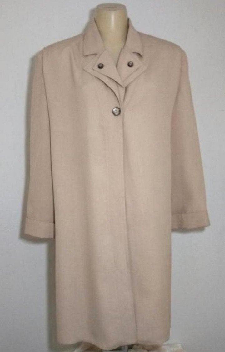 Beige haute couture robe van 100% zijde van Edgar Vos, Verzenden, Zo goed als nieuw, Maat 46/48 (XL) of groter, Beige