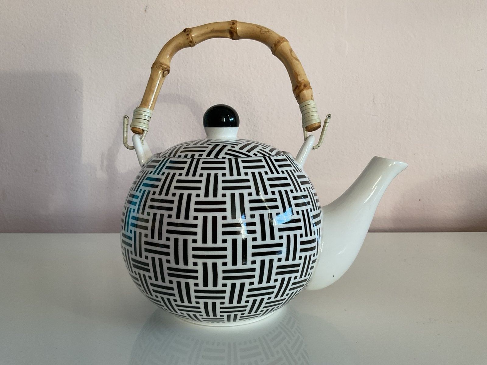 Moderne theepot incl. zeefje Nieuw!, Huis en Inrichting, Ophalen of Verzenden, Zo goed als nieuw