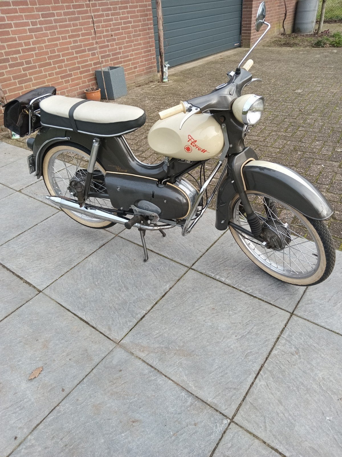 DKW Hummel de LUXE van 67 of mijn kreidler van 1961, Fietsen en Brommers, Maximaal 45 km/u, 49 cc, 3 versnellingen, Ophalen