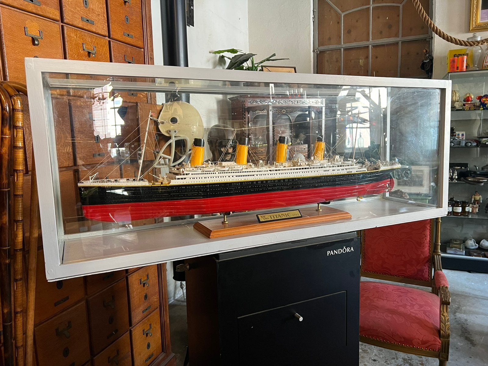 Pracht model titanic in glazen vitrine 108 cm, Ophalen, Zo goed als nieuw, Nvt, Nvt