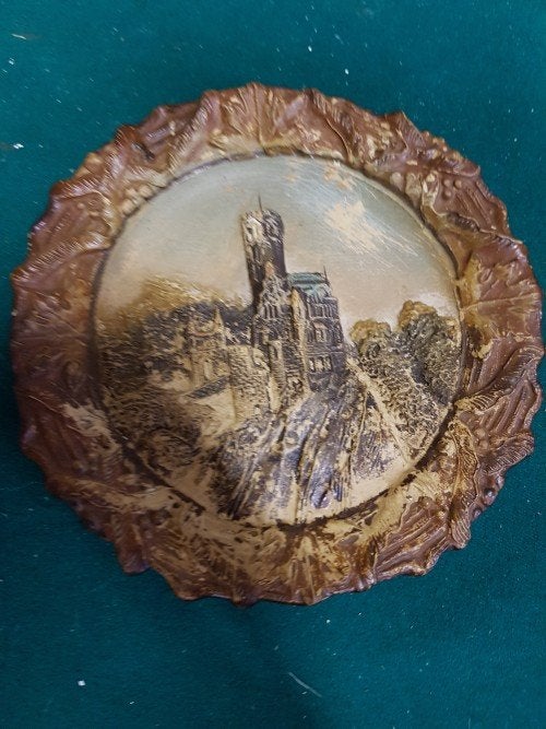 Wandbord met afbeelding kerk van aardewerk, Ophalen of Verzenden, 'T Olde Gre-j, Info@toldegrej.nl, Endepoelstraat 20f Didam