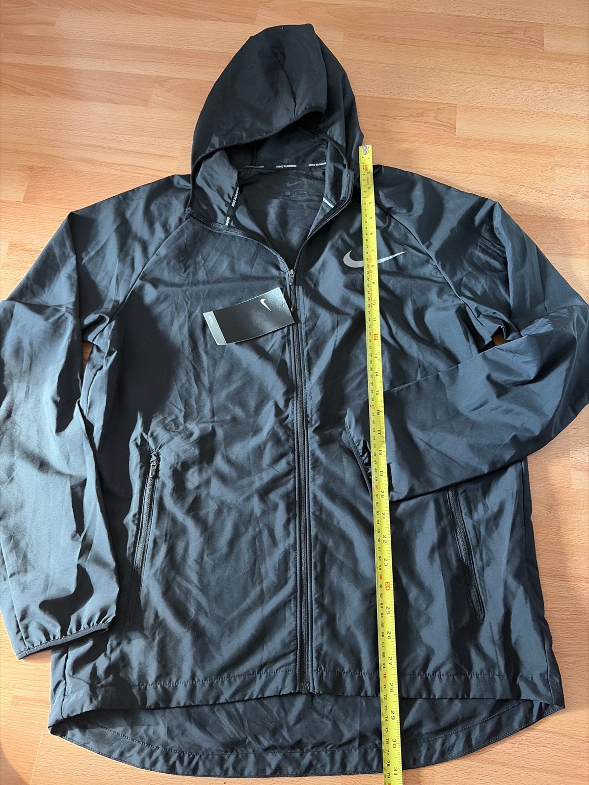 Nieuwe Nike hardloopjas voor heren - Maat M, Zwart, Nieuw, Hardlopen of Fietsen, Verzenden