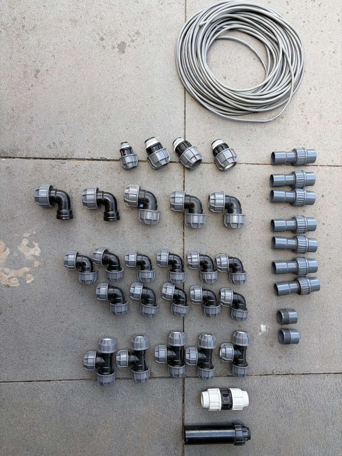 Diverse PVC fittingen en slang voor irrigatie, Ophalen, Bochten, Gebruikt, Pvc