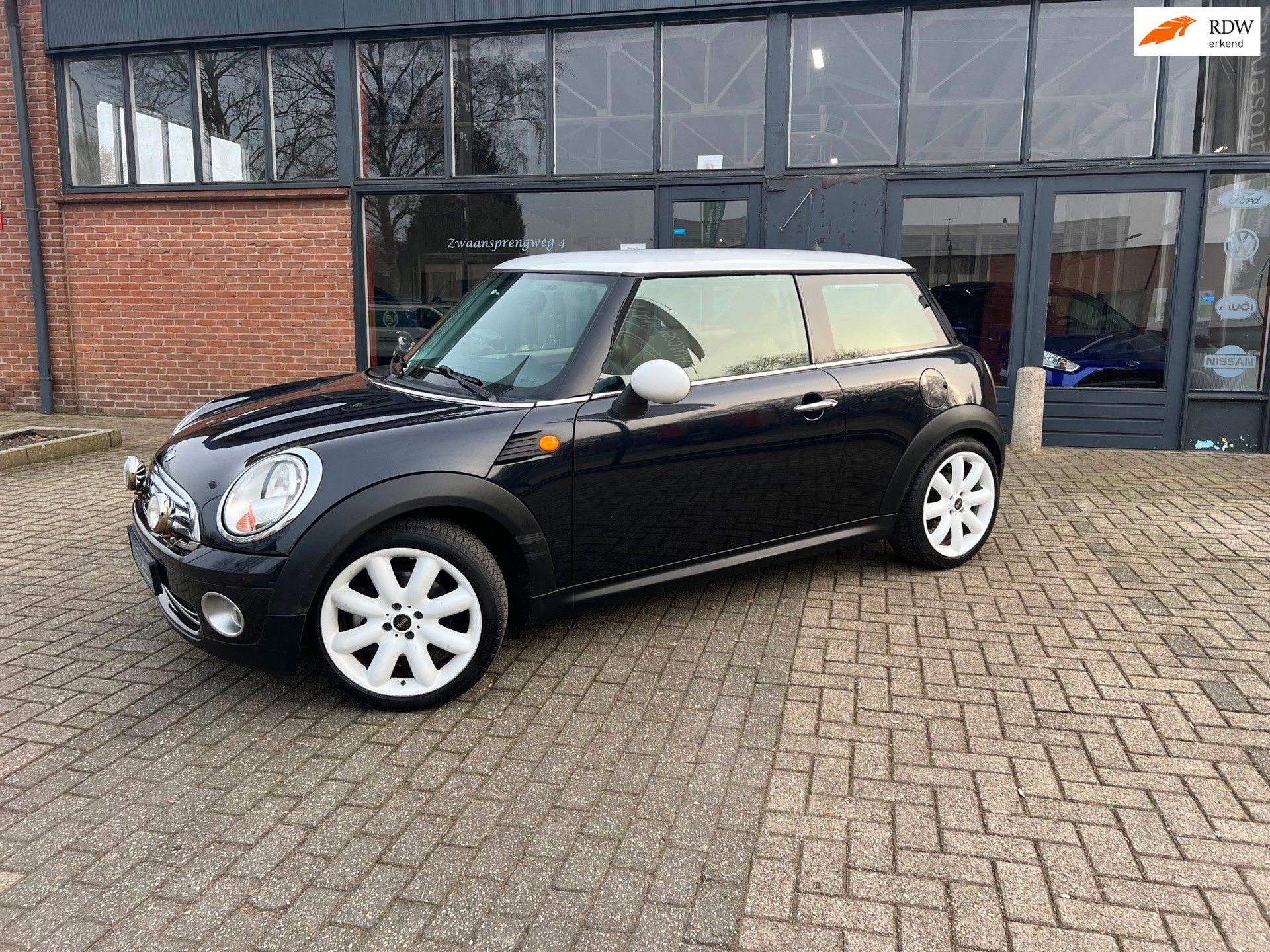 Mini Mini 1.6 Cooper Chili, Volleer, Airco, Auto's, Mini, Voorwielaandrijving, Gebruikt, 4 cilinders, Stoelverwarming