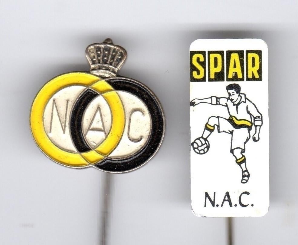 2 speldjes NAC BREDA VOETBAL (A7), Verzamelen, Speldjes, Pins en Buttons, Ophalen of Verzenden, Gebruikt, Overige onderwerpen