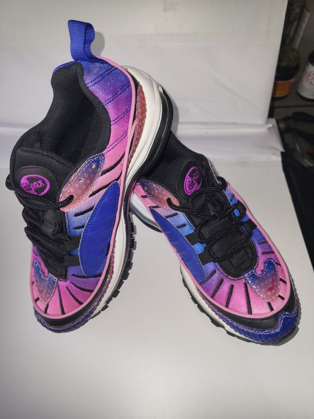 NIEUWE Nike Air Max 98 SE  "MAGIC FLAMINGO ", Kleding | Dames, Ophalen of Verzenden, Nieuw, Overige typen