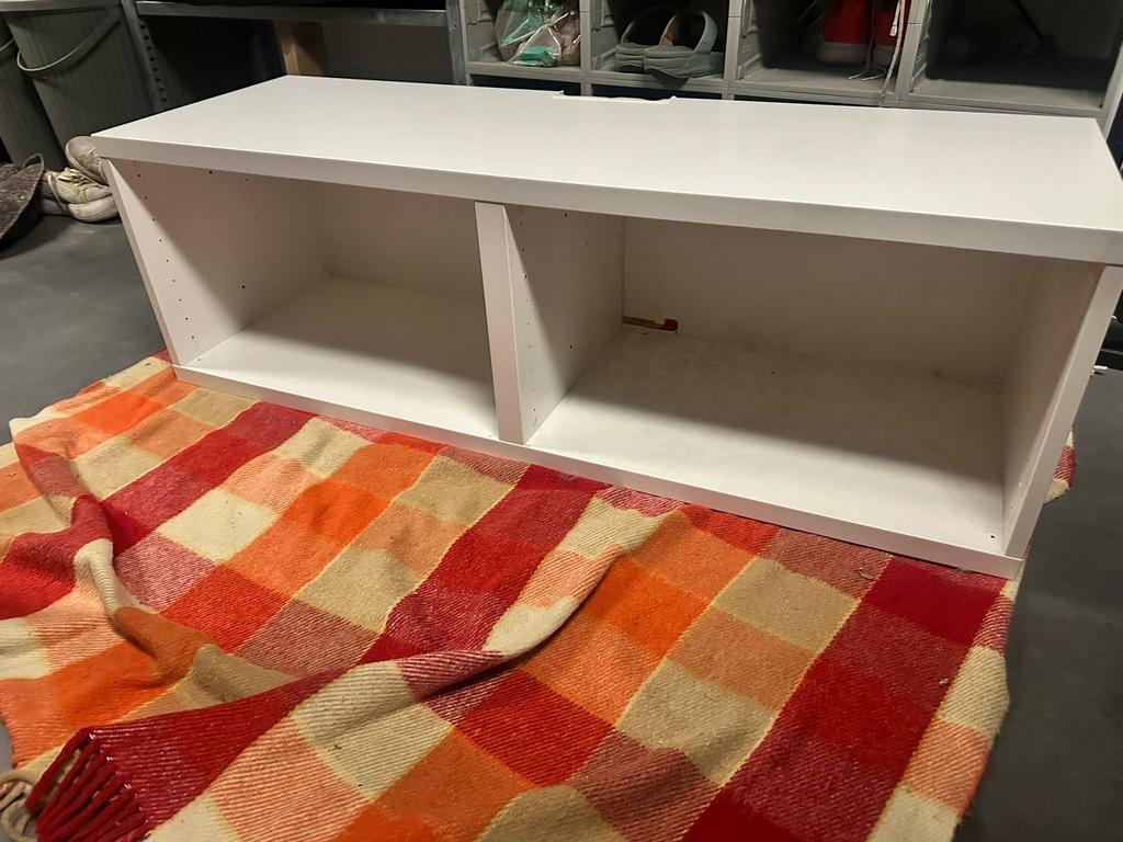 Ikea Besta tv-kast 120 + en 2 kastjes van 60, totaal 240 cm, Huis en Inrichting, Ophalen, Gebruikt, 200 cm of meer, Minder dan 100 cm
