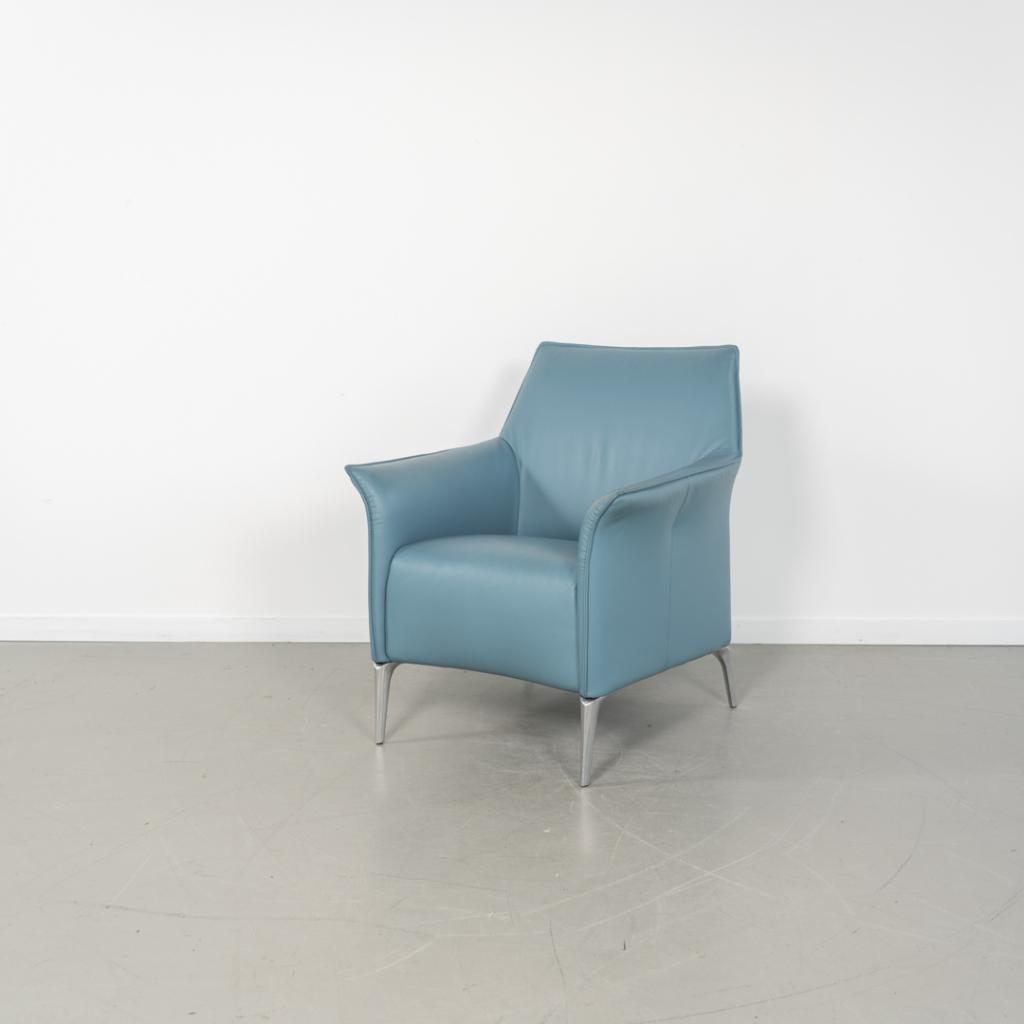 1x Leolux Mayuro Fauteuil Lichtblauw Leer - Chroom, Huis en Inrichting, Fauteuils, Niet ingevuld, Minder dan 75 cm, Niet ingevuld