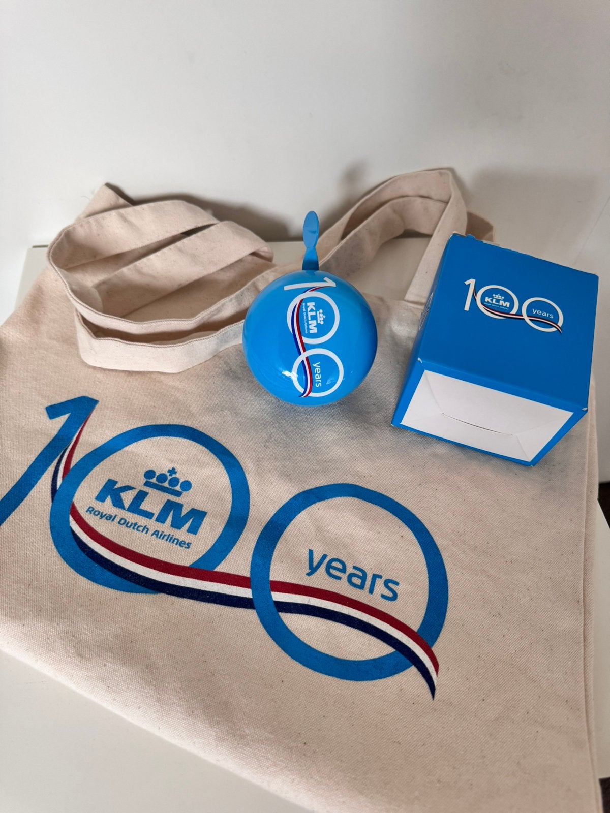 Klm 100 tas en fietsbel 100, Ophalen of Verzenden, Zo goed als nieuw, Overige typen