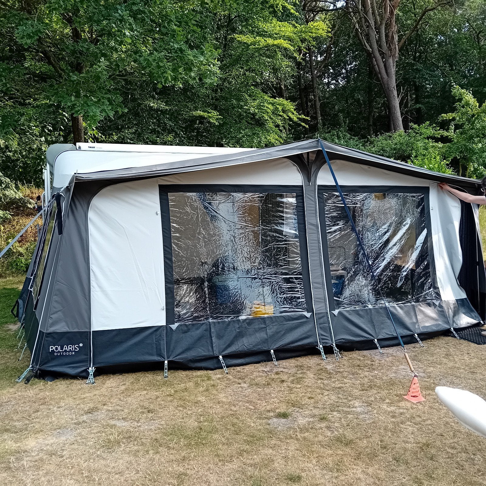 Knaus Eurostar 495 TF - met div. accessoires en in goede s, Rondzit, Frans bed, Particulier, 4 tot 5 meter