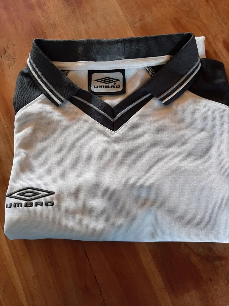 Umbro voetbalshirt jaren 90 met sjonniekraag - Maat XL, Ophalen of Verzenden
