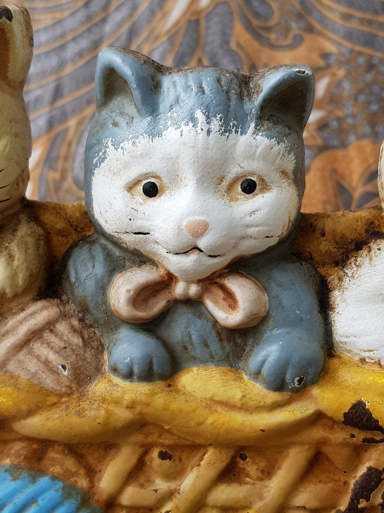 Zware oude deurstopper uit Engeland met poezen 21 cm., Ophalen of Verzenden