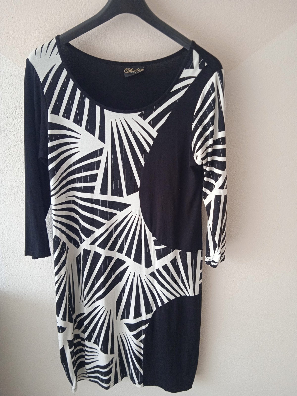 ophilia japon large nieuw staat 6,€, Kleding | Dames, Jurken, Overige kleuren, Maat 42/44 (L), Ophalen of Verzenden, Zo goed als nieuw