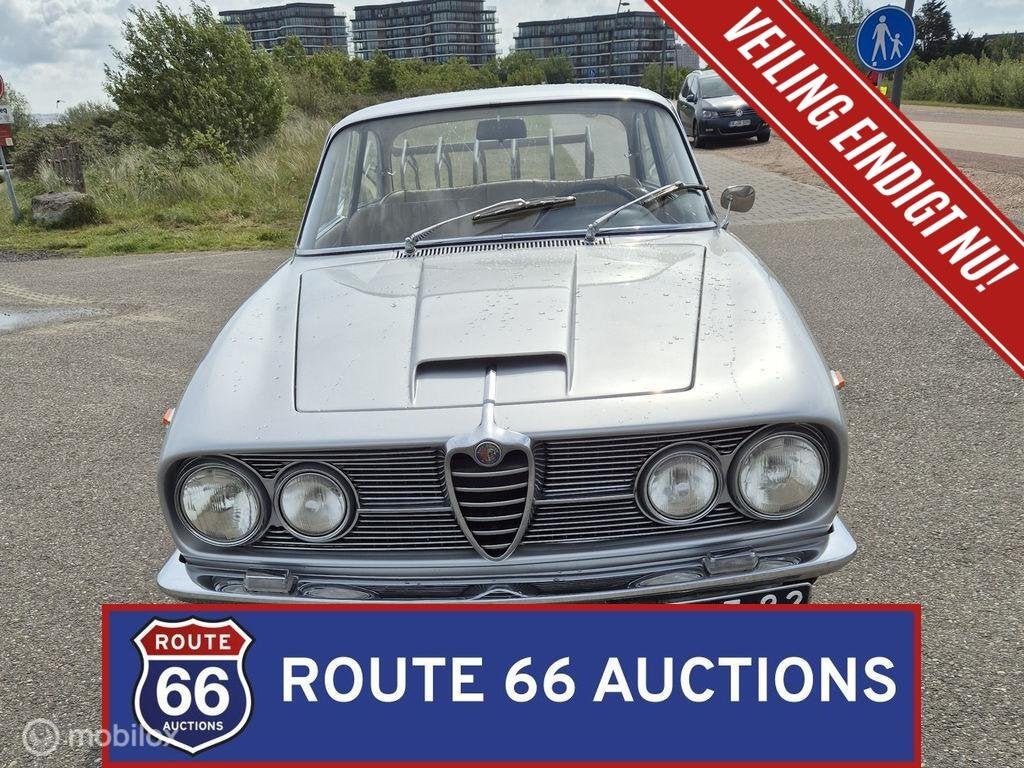 Alfa Romeo 2600 Sprint | 1965 | Route 66 Auctions, Overige carrosserieën, Zwart, Bedrijf, Handgeschakeld