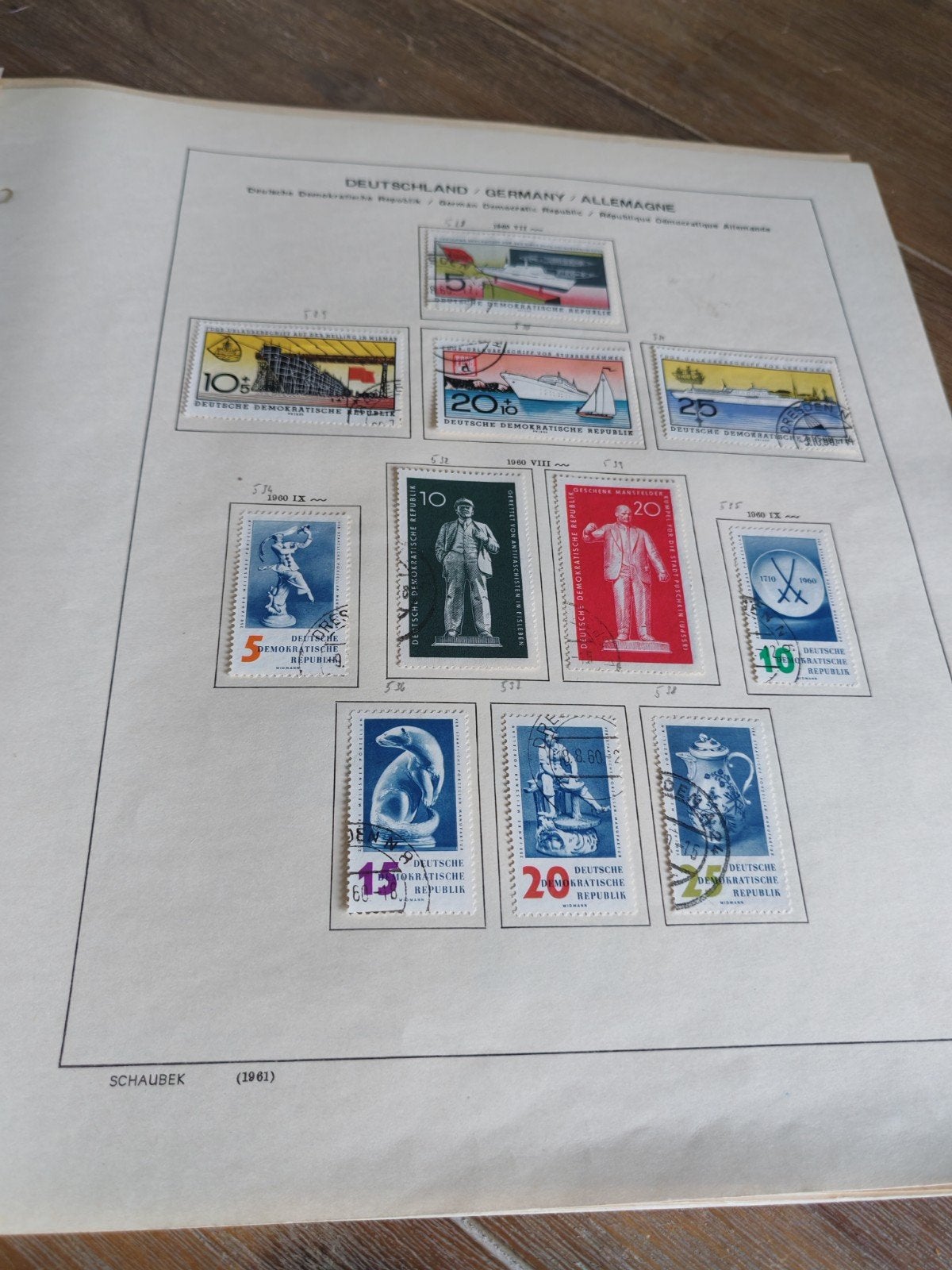 Verzameling ddr met oa enveloppen (3/3), Postzegels en Munten, Ophalen of Verzenden, Buitenland