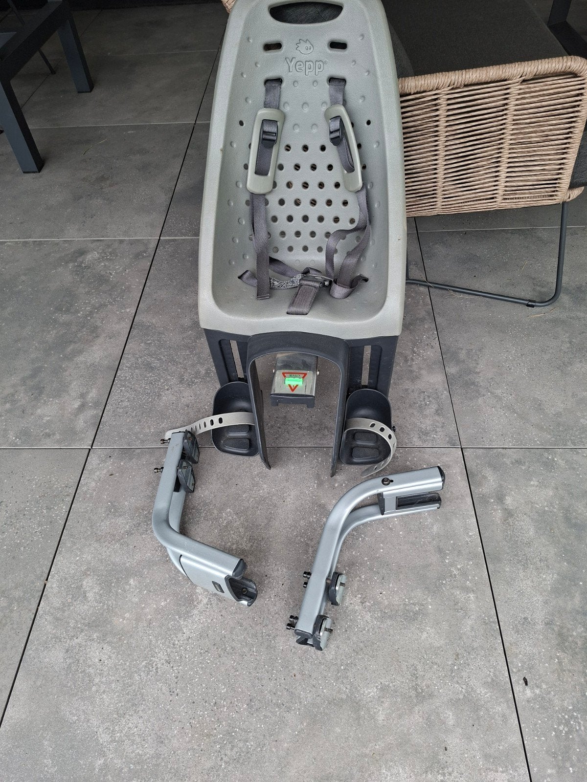 Jepp kinderzitje grijs met 2 adapters voor fietsen, Ophalen