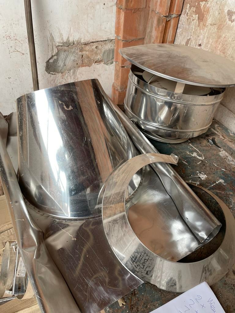 Nieuwe: dubbelwandige buizen: dakdoorvoer en bochten, Huis en Inrichting, Kachels, Ophalen, Nieuw, Hout, Houtkachel