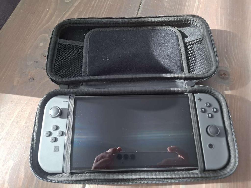 Nintendo switch OLED, Ophalen, Zo goed als nieuw, Met 1 controller, Switch OLED
