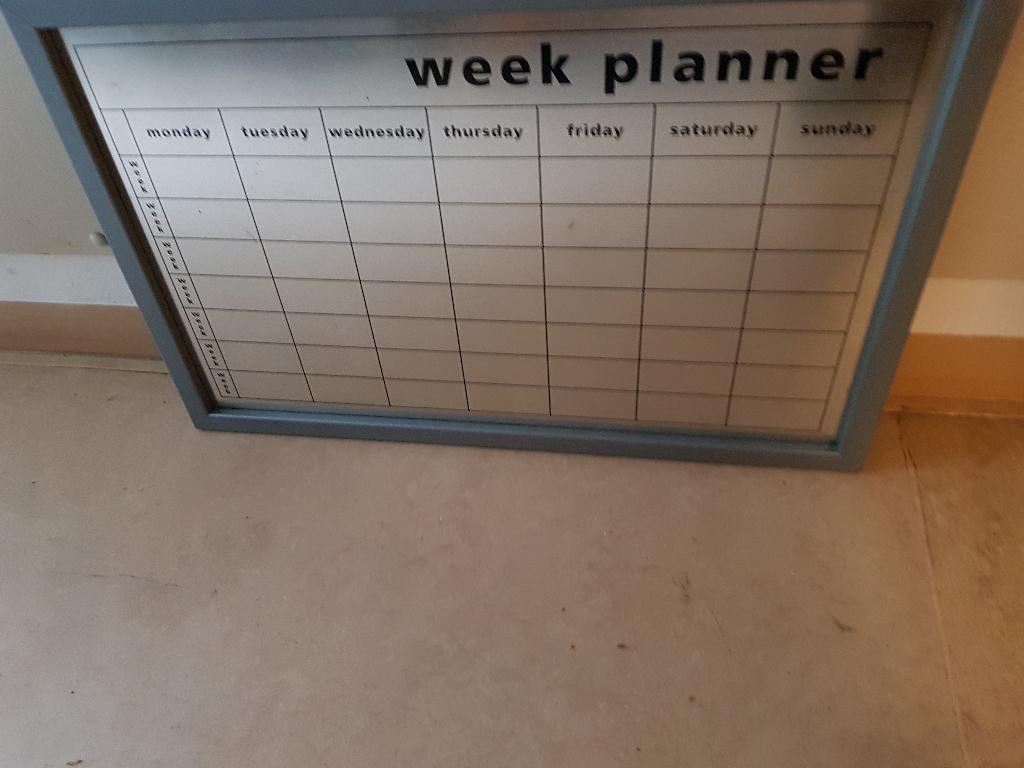 Weekplanner 10,-, Ophalen, Zo goed als nieuw, Overige typen