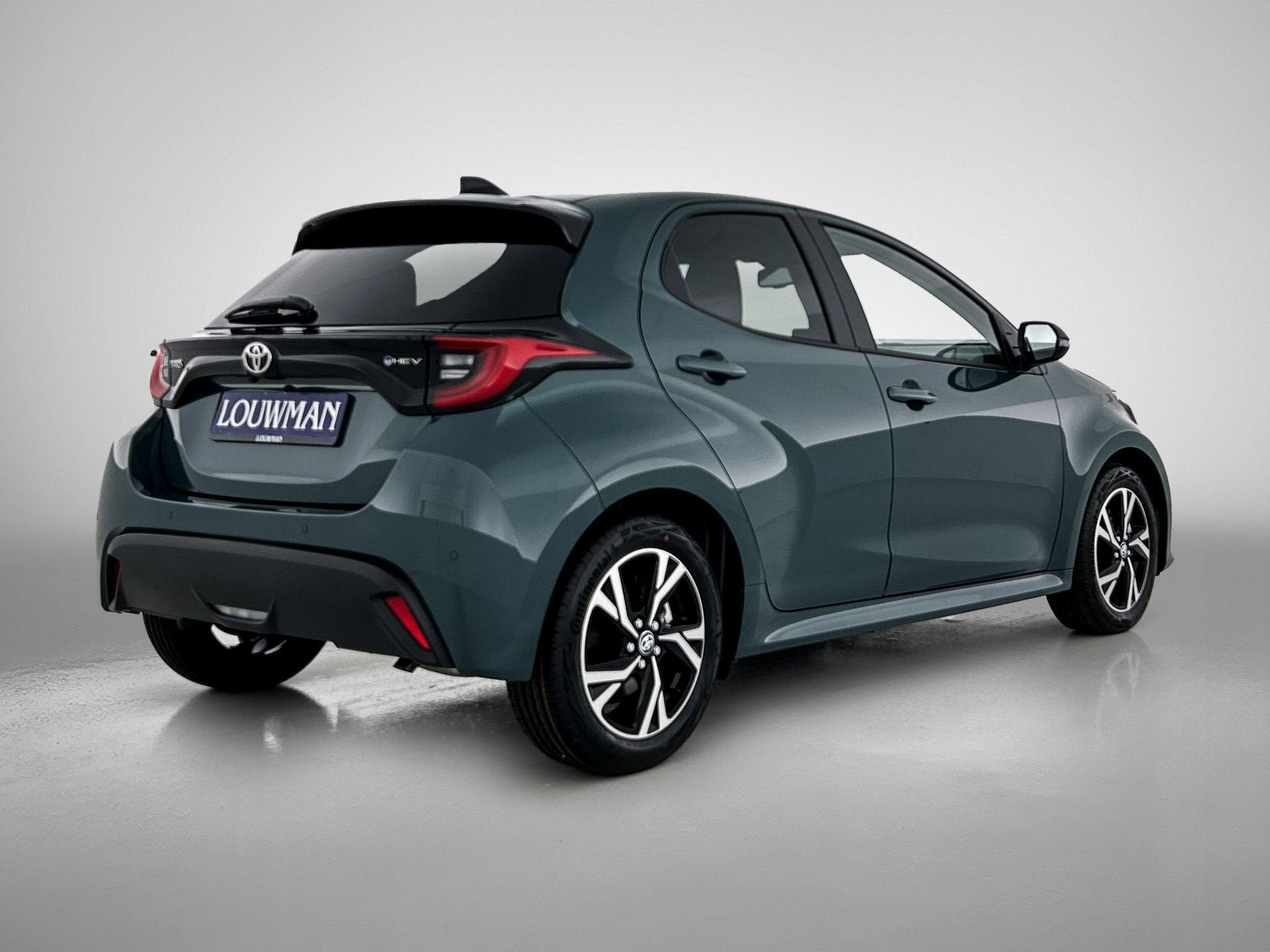 Toyota Yaris 1.5 Hybrid 115 Dynamic Comfort Pack (bj 2025), 12 maanden, Euro 6, Automatische klimaatregeling, Bedrijf