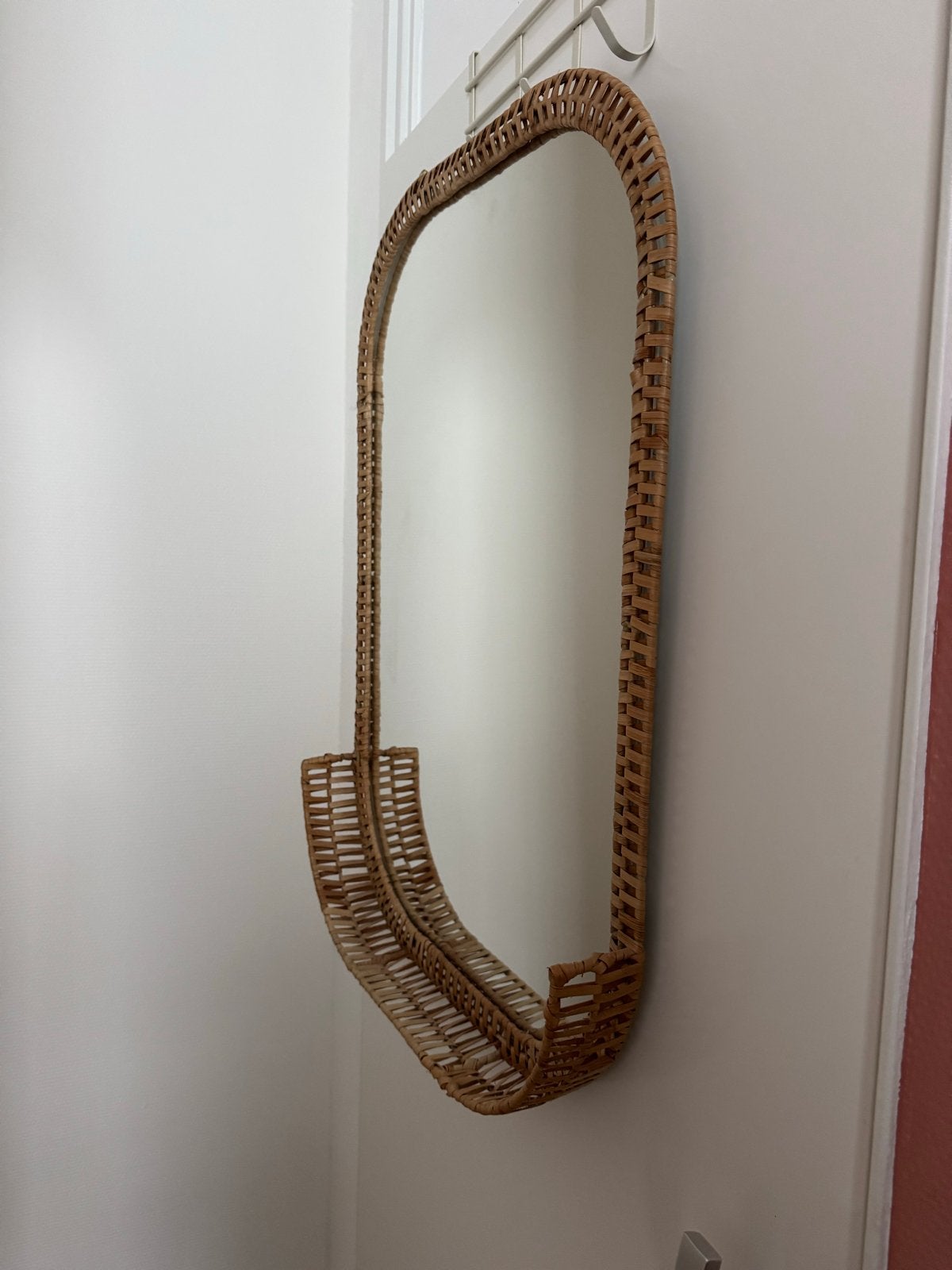 IKEA SOMMARBO spiegel met rotan frame, Ophalen, Minder dan 50 cm, Zo goed als nieuw, Minder dan 100 cm