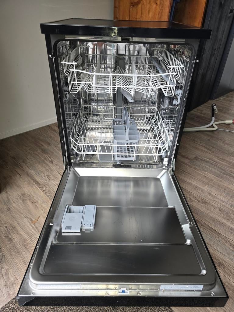 Inventum Vaatwasser Zwart - Zo goed als nieuw, Witgoed en Apparatuur, Vaatwasmachines, Ophalen, Zo goed als nieuw, 85 tot 90 cm
