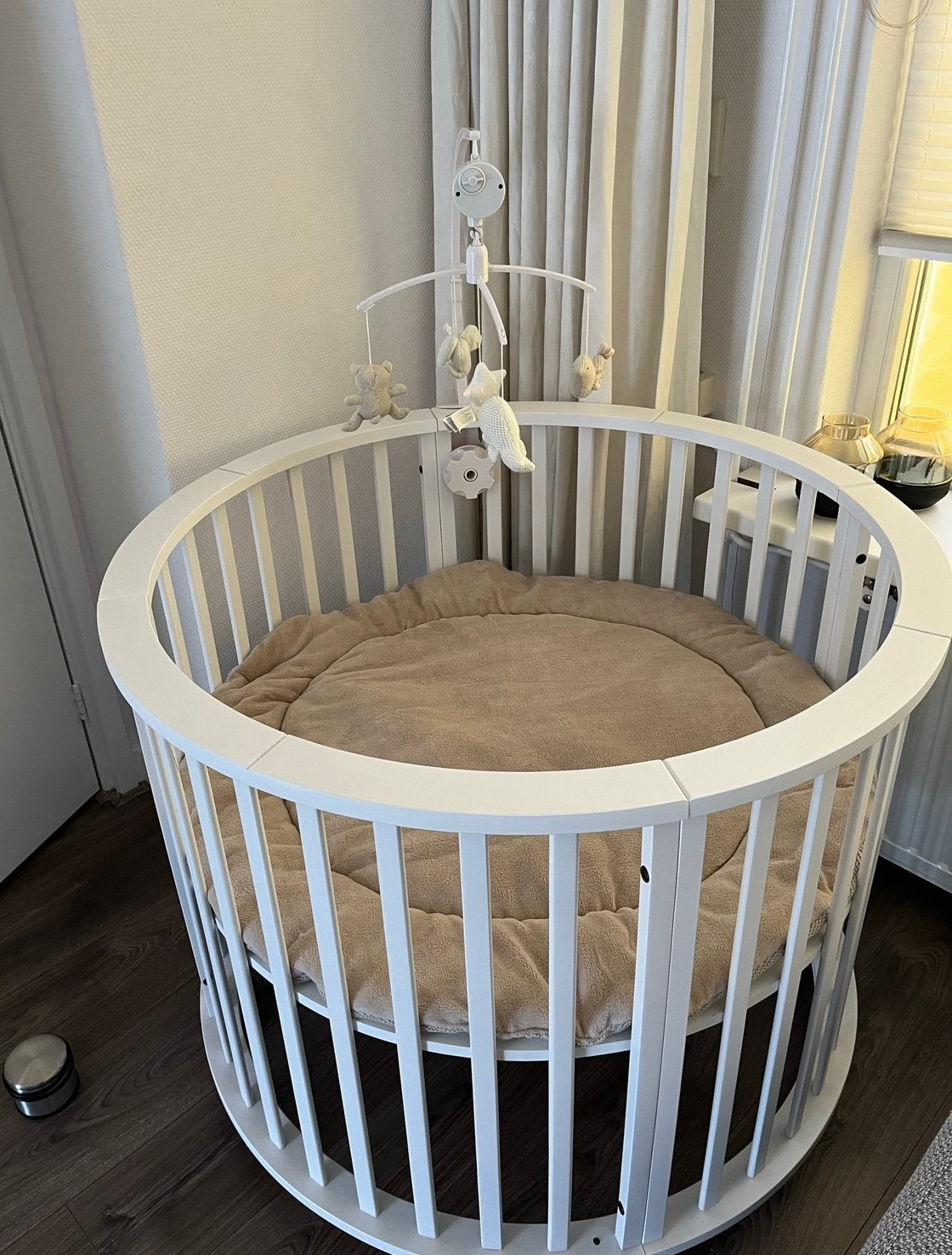 Europe Baby Box Circa II Mat Wit, Kinderen en Baby's, Ophalen, Zo goed als nieuw, Rond, Boxkleed