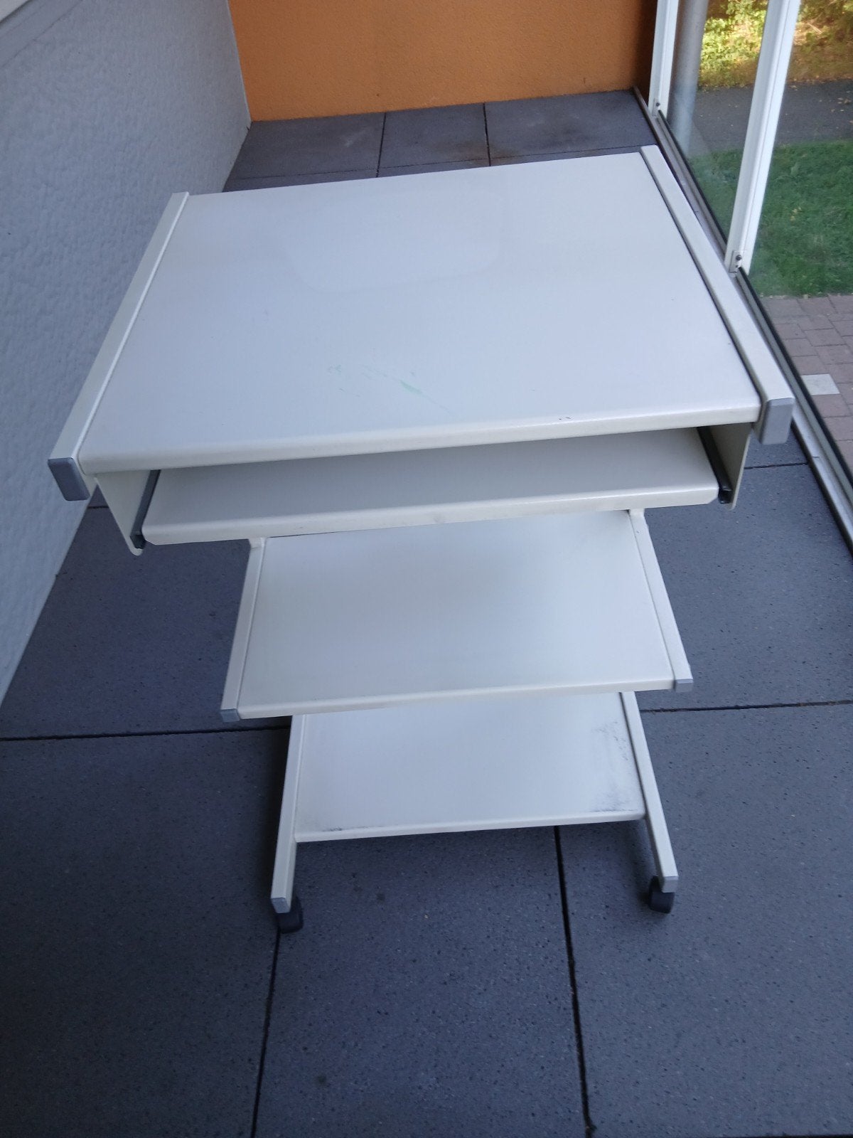 computermeubel/ tafel GRATIS, Ophalen, Gebruikt, 70 tot 120 cm, Minder dan 70 cm