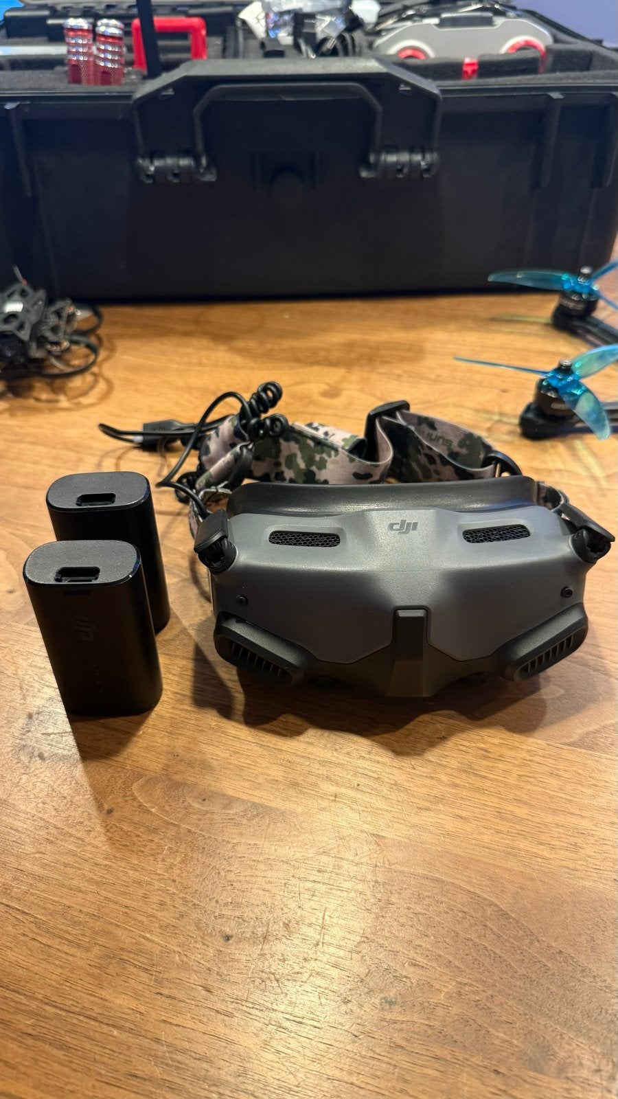 DJI FPV Goggles V2 met 2 accu's - Zo goed als nieuw, Ophalen of Verzenden, 1 tot 5 kilometer, Minder dan 15 minuten, Racedrone