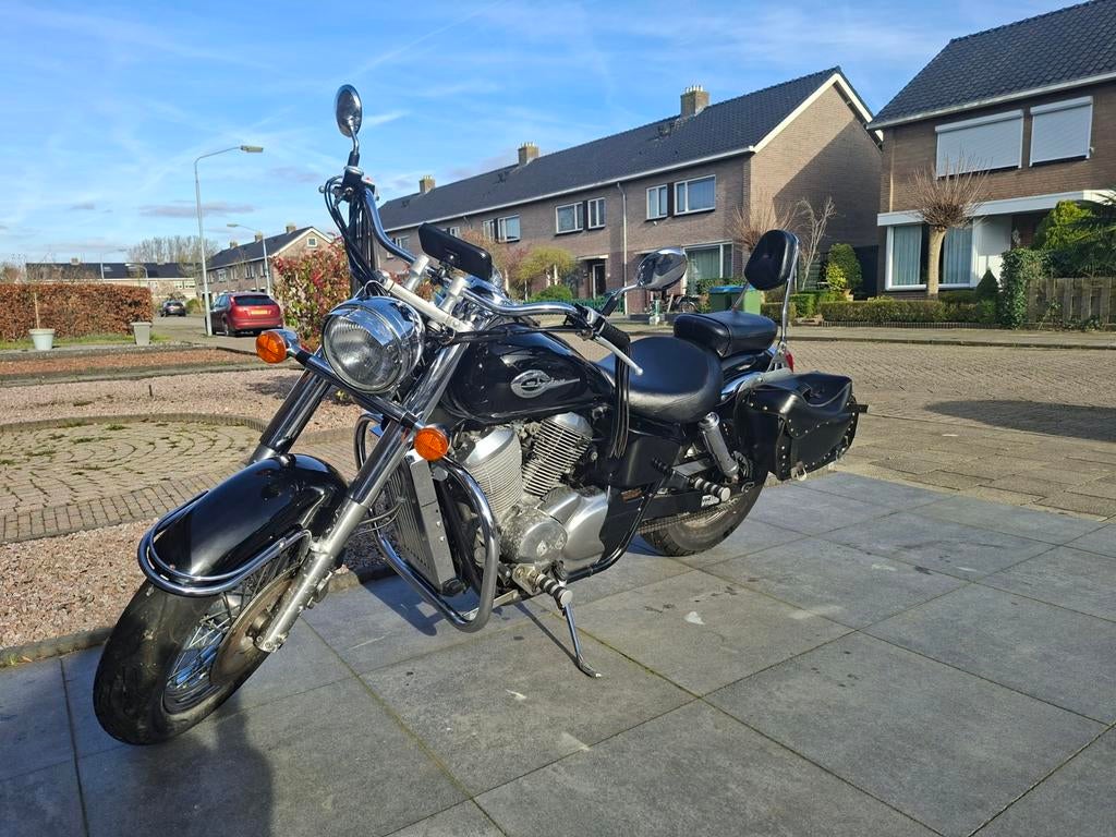 Honda Shadow VT 750 C2 ACE - Klaar voor avontuur!, Chopper, Particulier