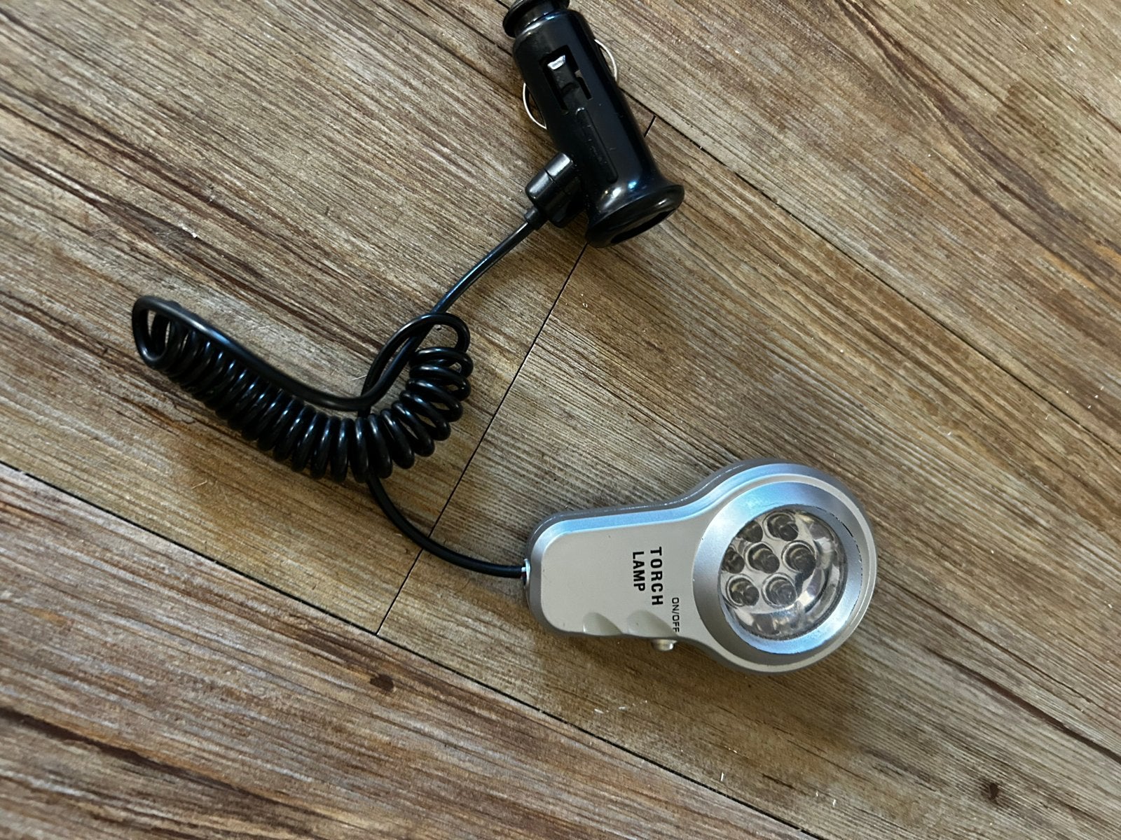 Auto LED Zaklamp met 12V Sigarettenaansteker Aansluiting, Ophalen of Verzenden, Zo goed als nieuw