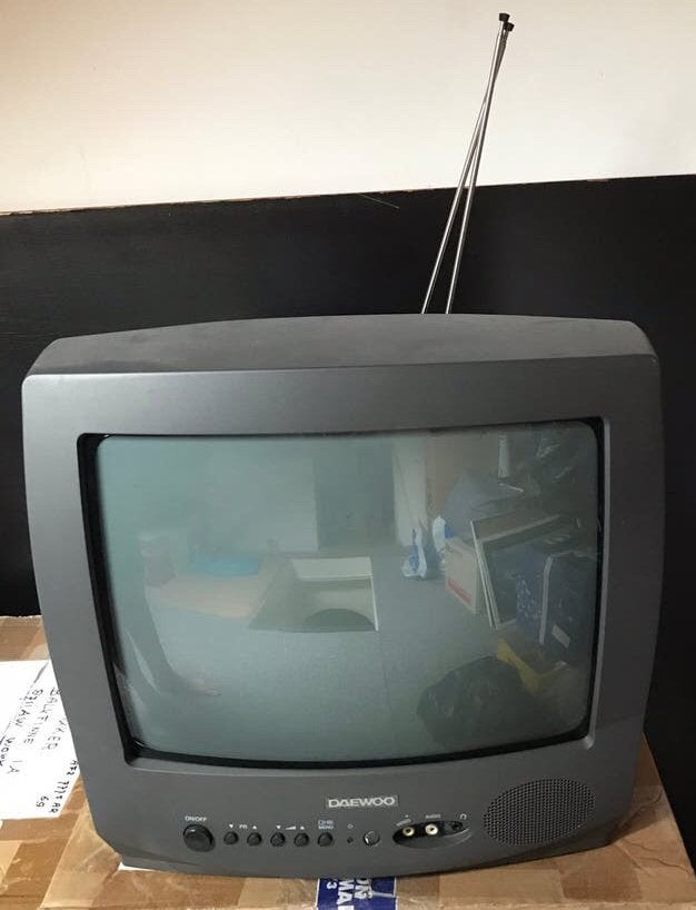Portable Daewoo televisie, type 14-CST, voor op boot ed, Ophalen of Verzenden, Zo goed als nieuw, 50 Hz, Overige merken