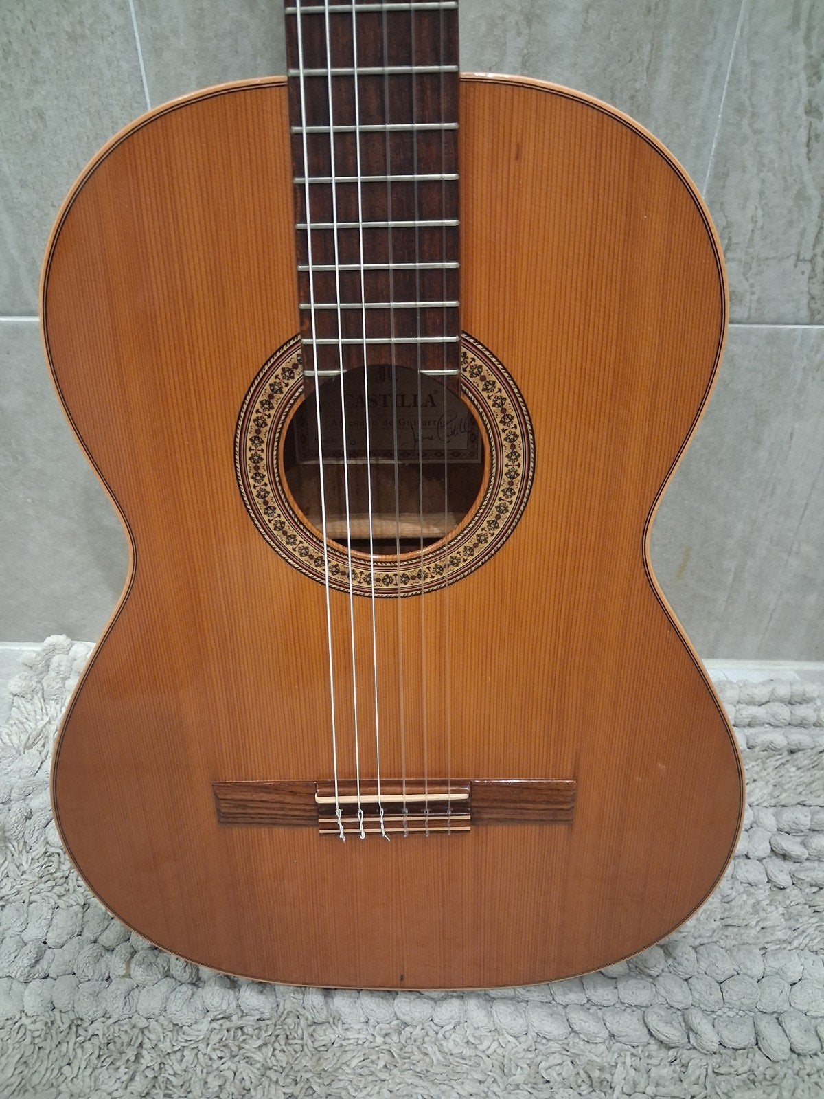 JC Castilla modelo 20 Spaanse klassieke gitaar zeer goed, Muziek en Instrumenten, Snaarinstrumenten | Gitaren | Akoestisch, Ophalen of Verzenden