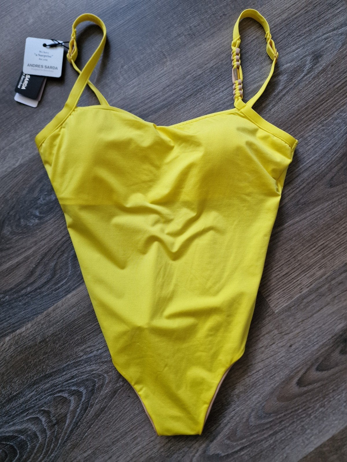 Nieuw badpak van andres sarda maat 80C, Ophalen, Andres sarda, Geel, Nieuw