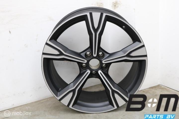 NIEUW! ORIGINEEL! 1 losse 20 inch velg Audi TT TTS 8S0071490, Gebruikt, Velg(en)
