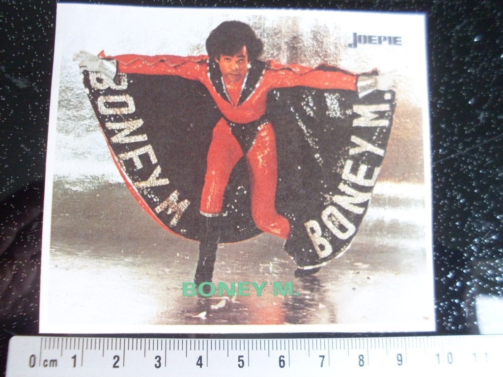 sticker Boney M. Joepie, Verzamelen, Verzenden, Zo goed als nieuw, Film, Tv of Omroep