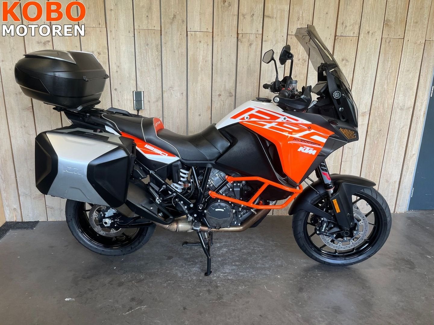 KTM KTM 1290 SUPER (bj 2017), 2 cilinders, KTM, Motorrijbewijs A, Bedrijf