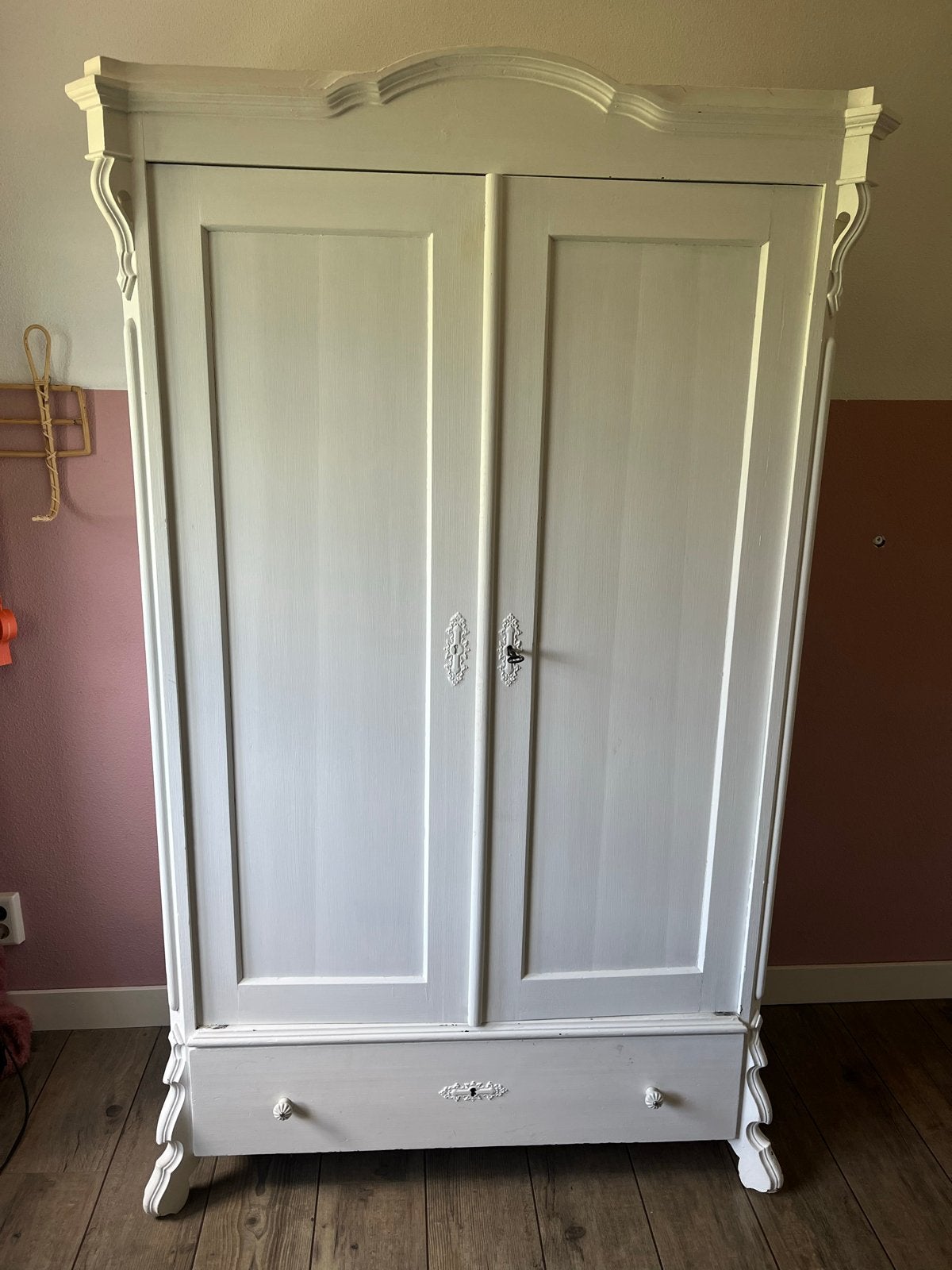 Mooie witte meidenkast / biedermeier / brocante kast, Ophalen