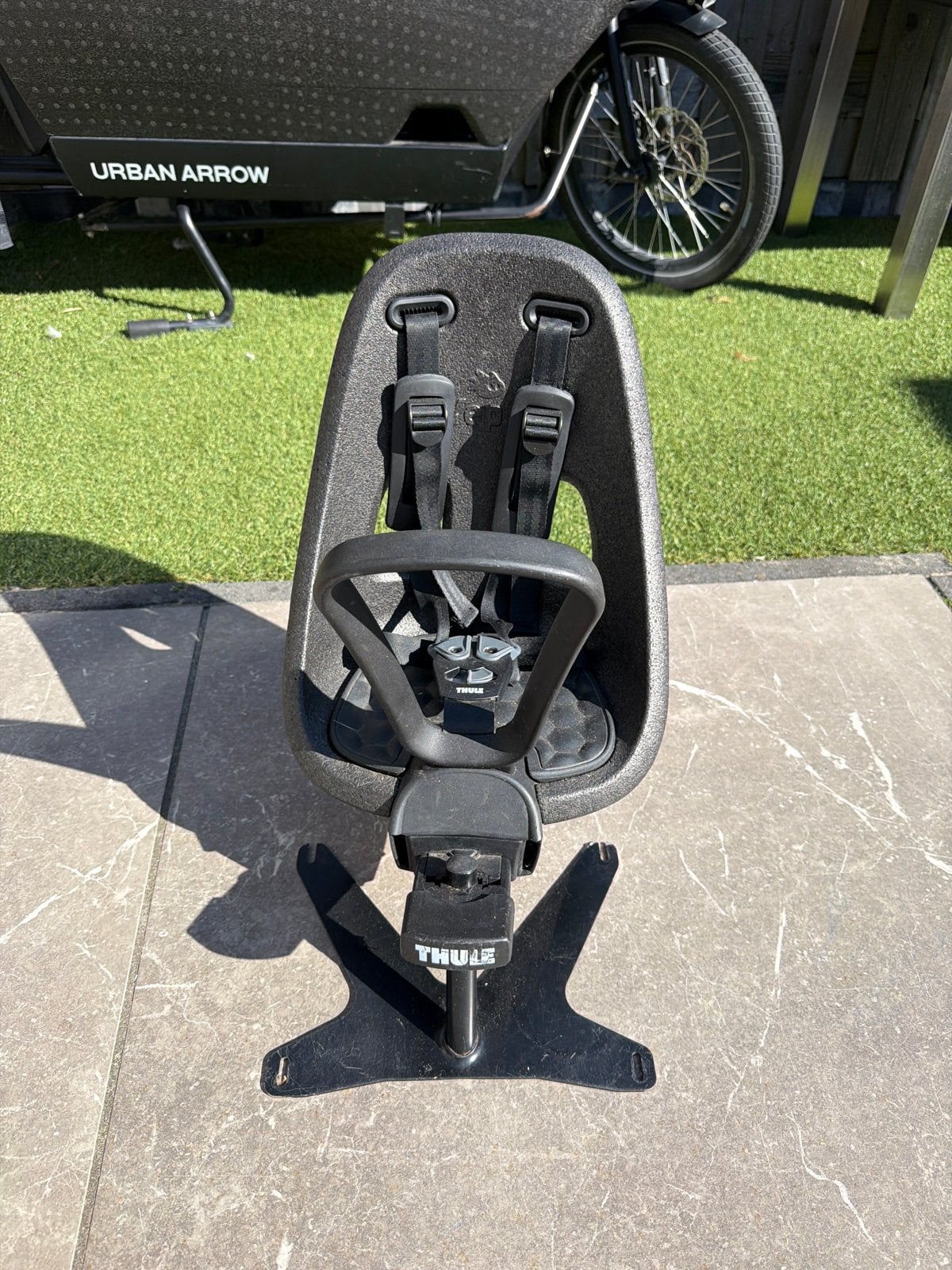 Thule Yepp Nexxt Mini voorzitje + Urban Arrow beugel, Achterzitje, Voetsteuntjes, Thule Yepp Nexxt, Ophalen of Verzenden