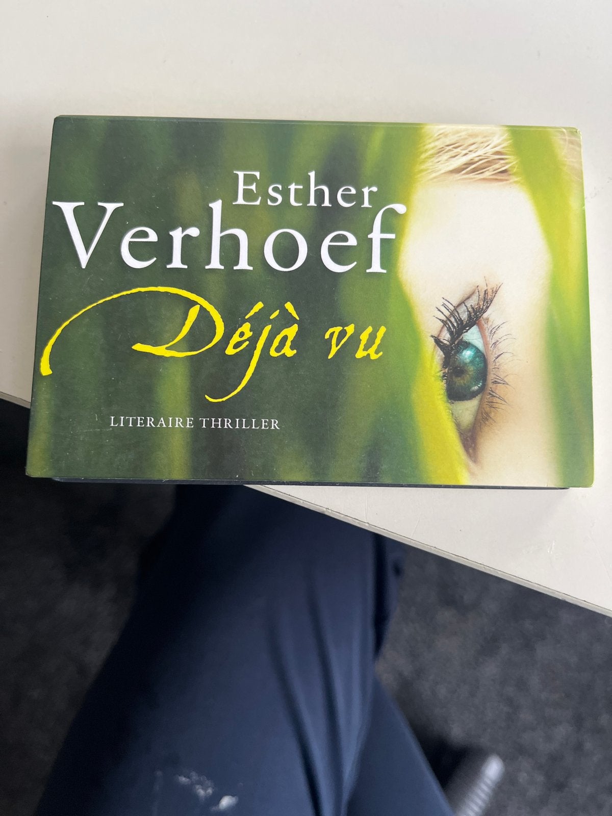 Esther Verhoef - Déjà vu (Literaire thriller)dwarsligger 273, Boeken, Ophalen of Verzenden, Zo goed als nieuw