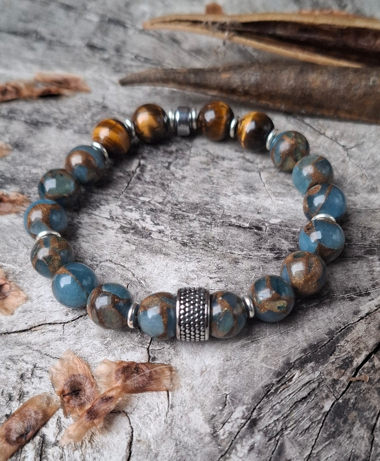 Nieuwe 10mm herenarmband van Cloisonne en Tijgeroog., Sieraden, Tassen en Uiterlijk, Overige materialen, Met bedels of kralen