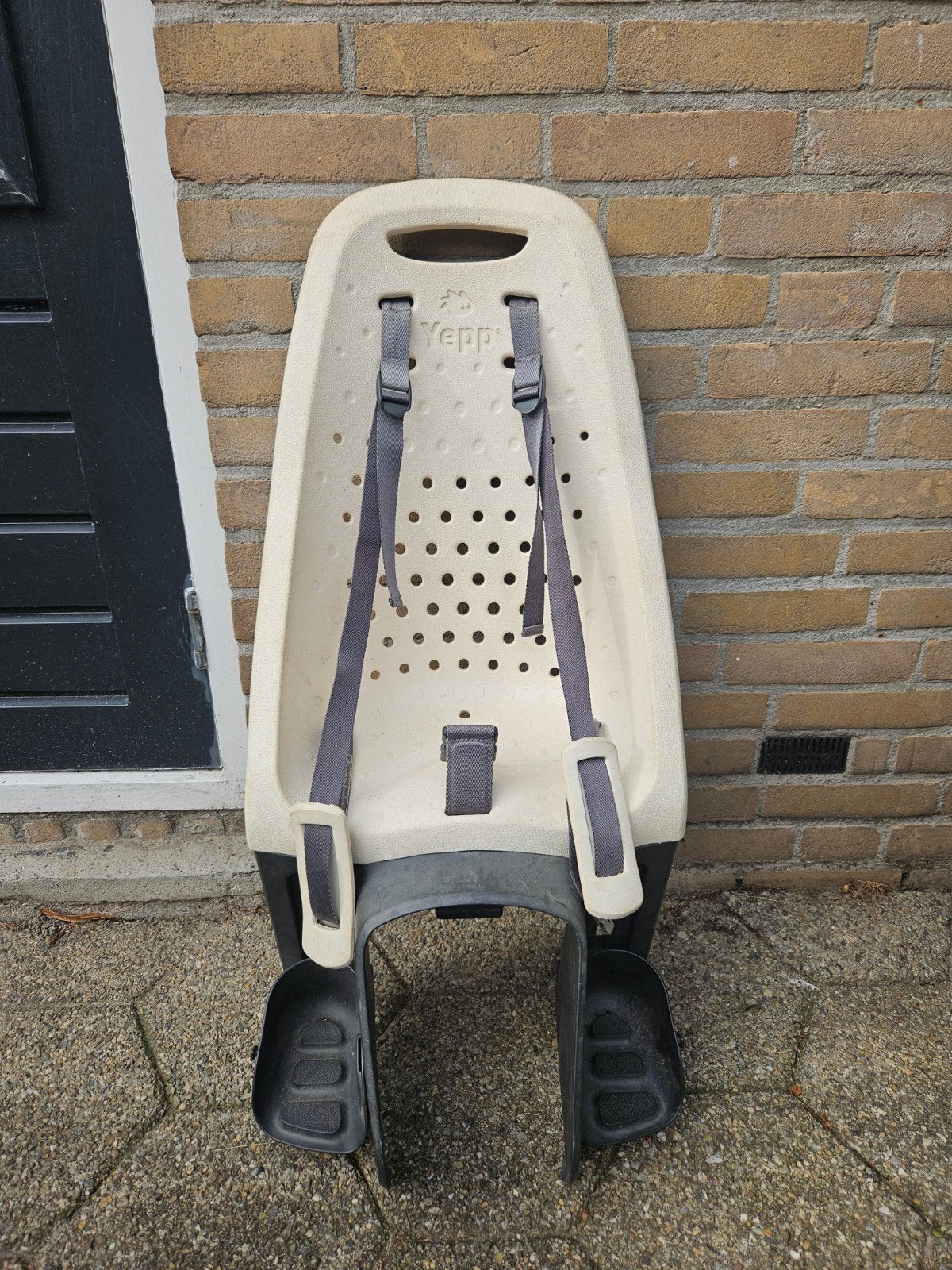 Yepp Achterzitje voor Kinderen - Pakjesdrager Bevestiging, Fietsen en Brommers, Achterzitje, Yepp, Ophalen, 15 t/m 25 kg