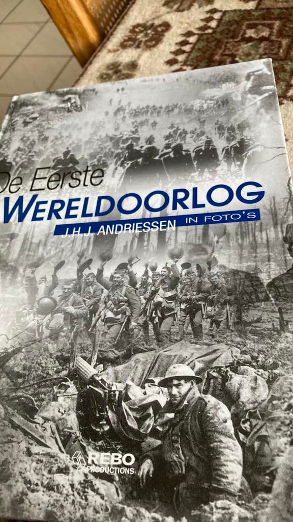 J.H.J. Andriessen - De Eerste Wereldoorlog in foto's, Boeken, Zo goed als nieuw, Voor 1940, Overige onderwerpen, J.H.J. Andriessen
