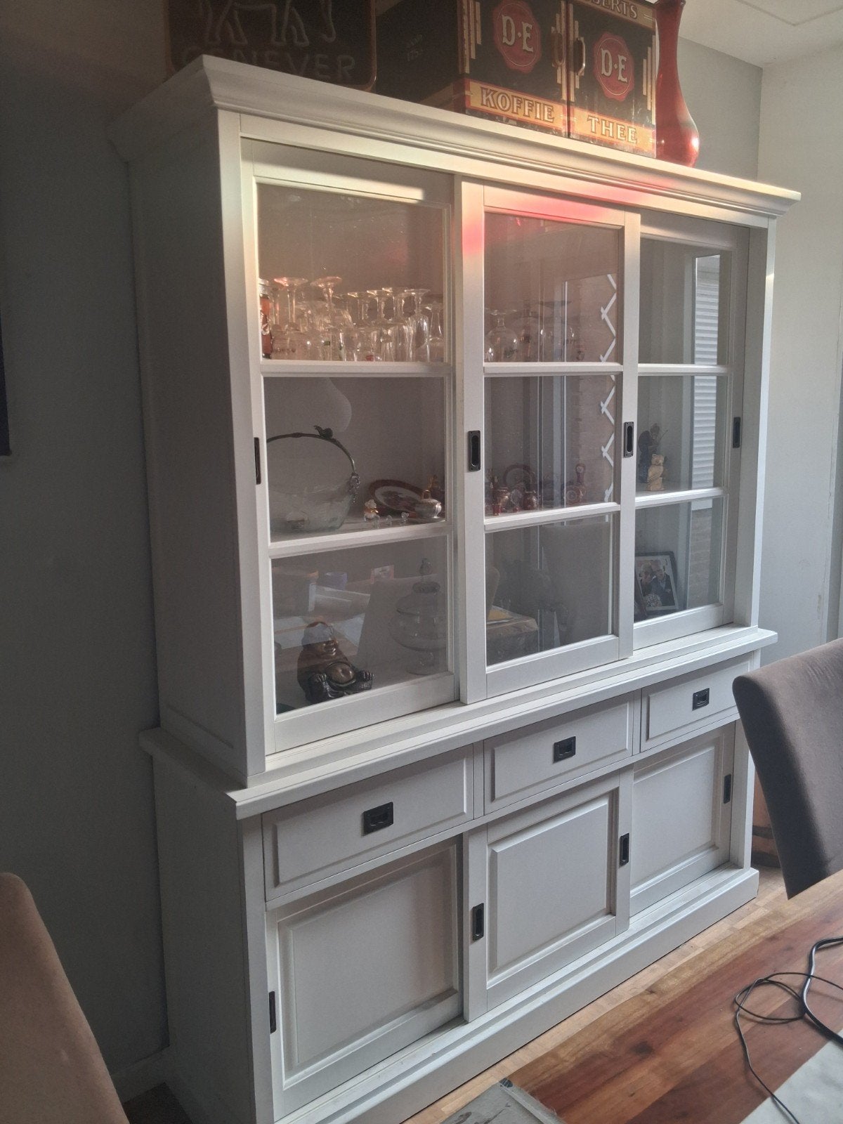Z.g.a.n  mooie grote buffet kast, Ophalen, Met deur(en), 150 tot 200 cm, Zo goed als nieuw